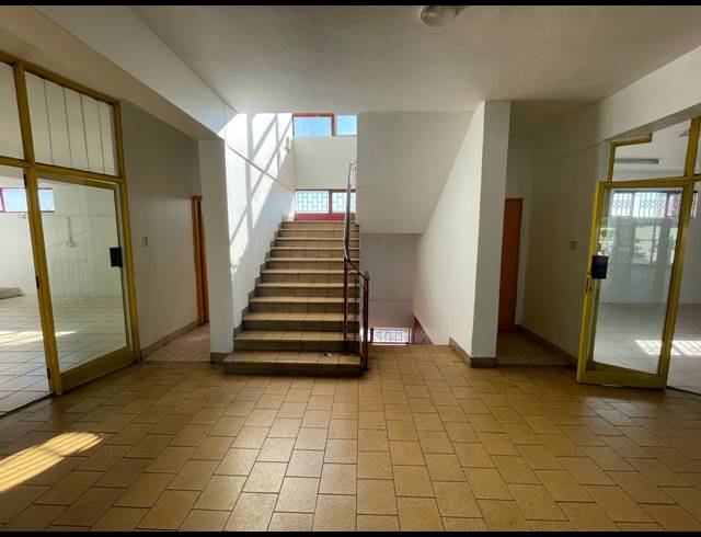 55M² RETAIL TO LET IN STARWOOD